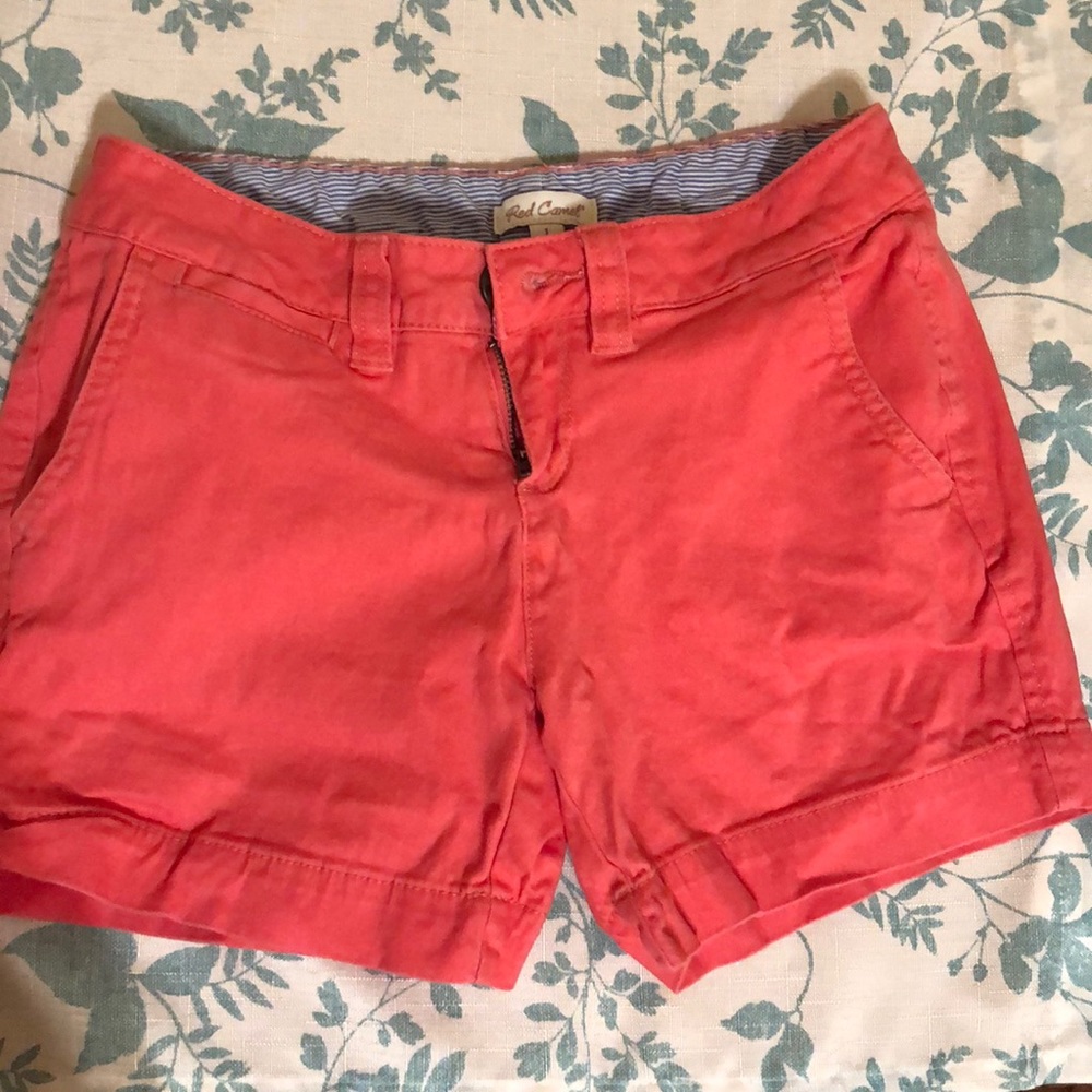 Red camel shorts